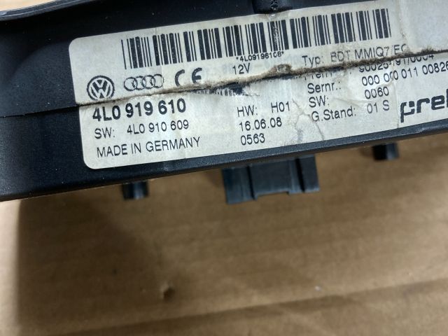 bontott AUDI Q7 Multimédia Vezérlő