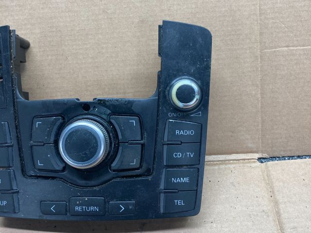 bontott AUDI Q7 Multimédia Vezérlő