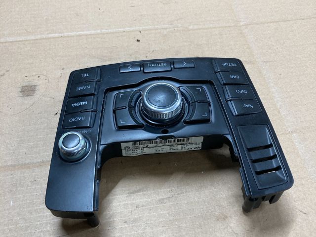 bontott AUDI Q7 Multimédia Vezérlő