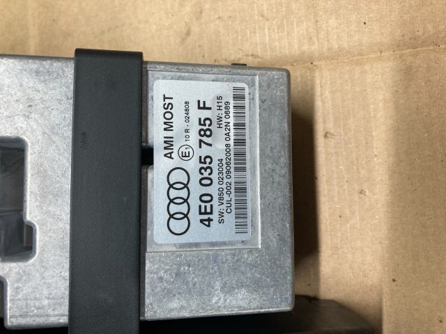 bontott AUDI Q7 Multimédia Vezérlő