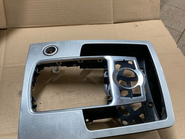 bontott AUDI Q7 Multimédia Vezérlő