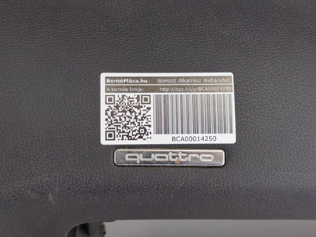 bontott AUDI Q7 Műszerfal Héj