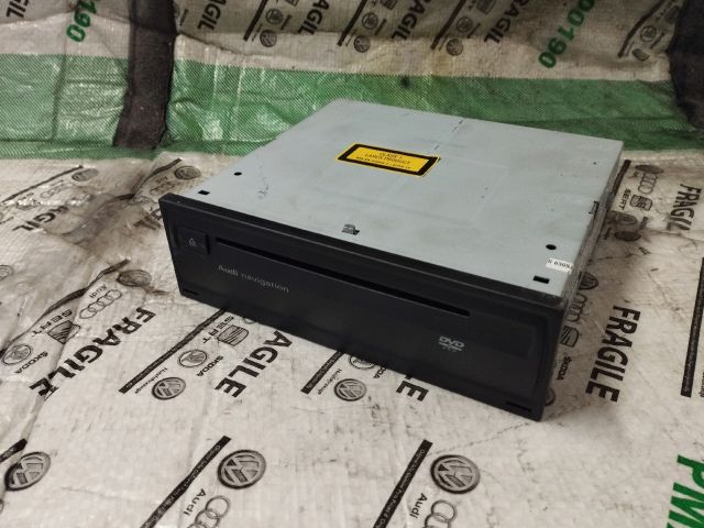 bontott AUDI Q7 Navigációs Fejegység