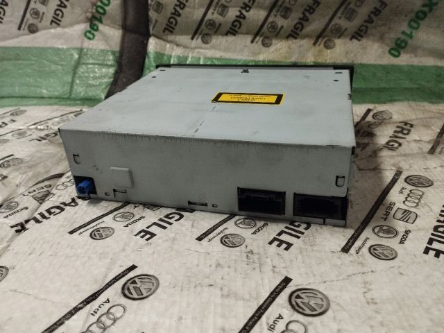 bontott AUDI Q7 Navigációs Fejegység