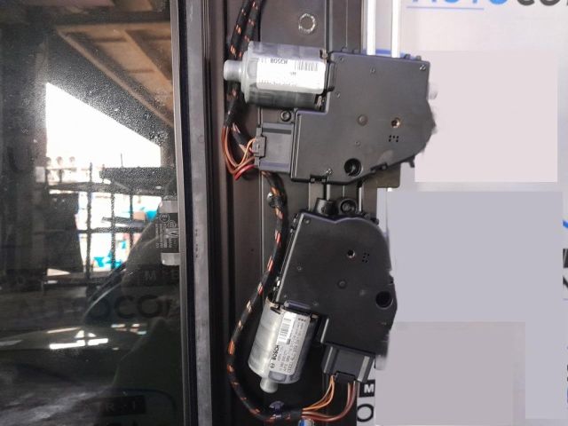 bontott AUDI Q7 Panoráma Tető