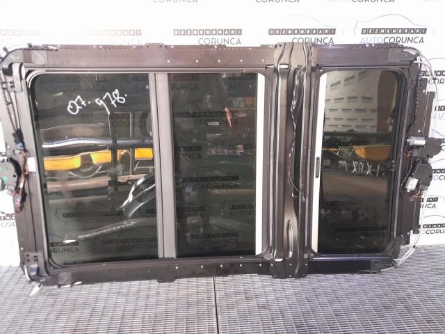 bontott AUDI Q7 Panoráma Tető