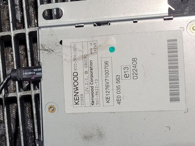 bontott AUDI Q7 Rádió Zavarszűrő