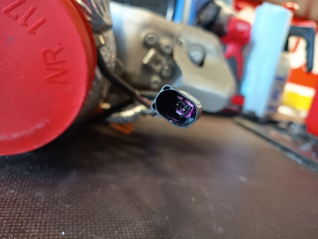 bontott AUDI Q7 Turbó