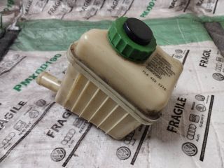 bontott AUDI Q7 Szervóolaj Tartály