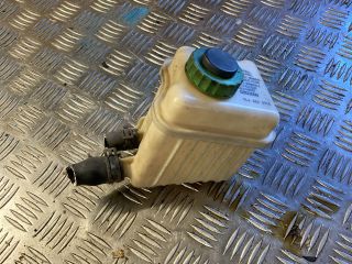 bontott AUDI Q7 Szervóolaj Tartály