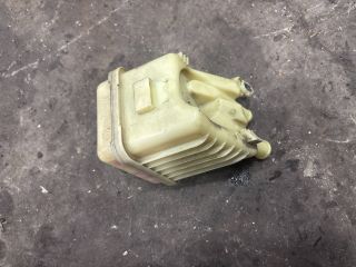 bontott AUDI Q7 Szervóolaj Tartály