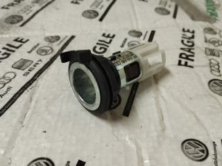 bontott AUDI Q7 Szivargyújtó Aljzat