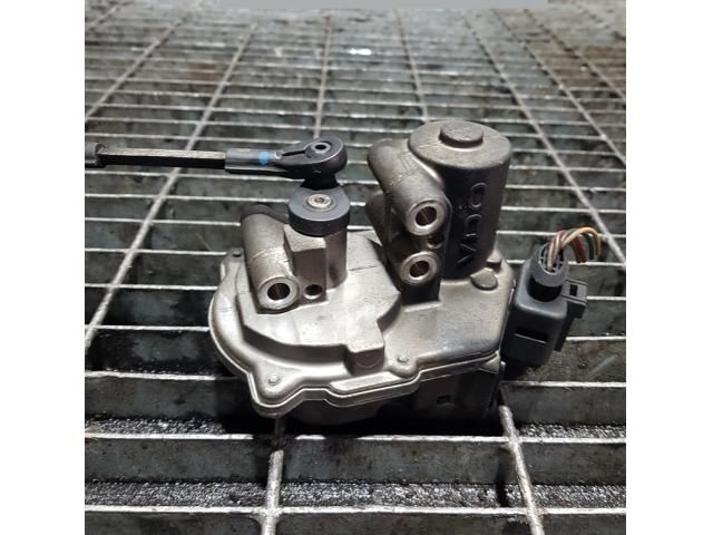 bontott AUDI Q7 Szívósor Elektronika