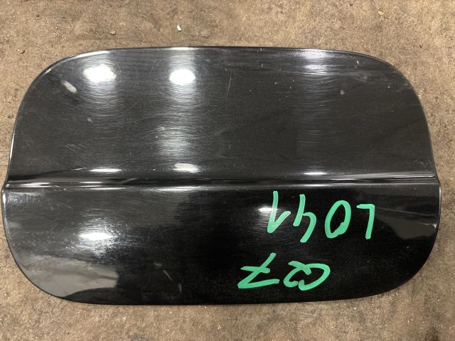 bontott AUDI Q7 Tankajtó