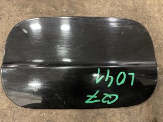 bontott AUDI Q7 Tankajtó