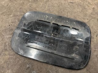 bontott AUDI Q7 Tankajtó