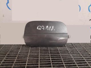 bontott AUDI Q7 Tankajtó