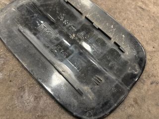 bontott AUDI Q7 Tankajtó