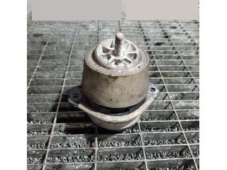 bontott AUDI Q7 Tartó Bak