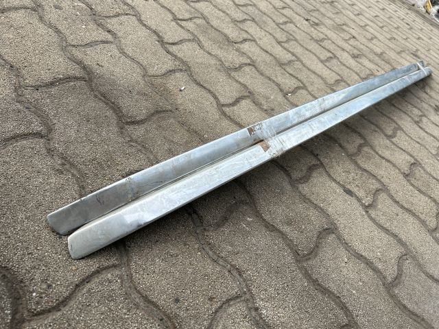 bontott AUDI Q7 Tetősín Pár