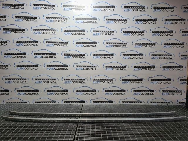 bontott AUDI Q7 Tetősín Pár