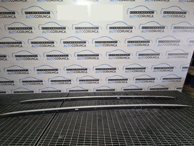 bontott AUDI Q7 Tetősín Pár