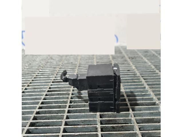 bontott AUDI Q7 Tolatóradar Kapcsoló