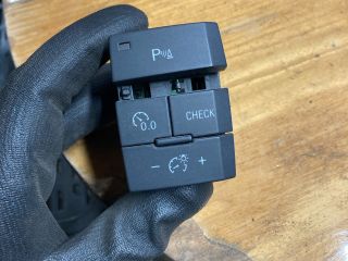 bontott AUDI Q7 Tolatóradar Kapcsoló