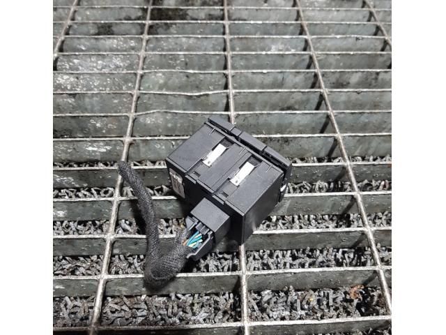 bontott AUDI Q7 Tolatóradar Kapcsoló