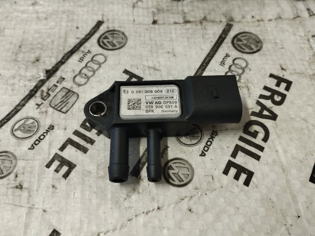 bontott AUDI Q7 Töltőnyomás Érzékelő