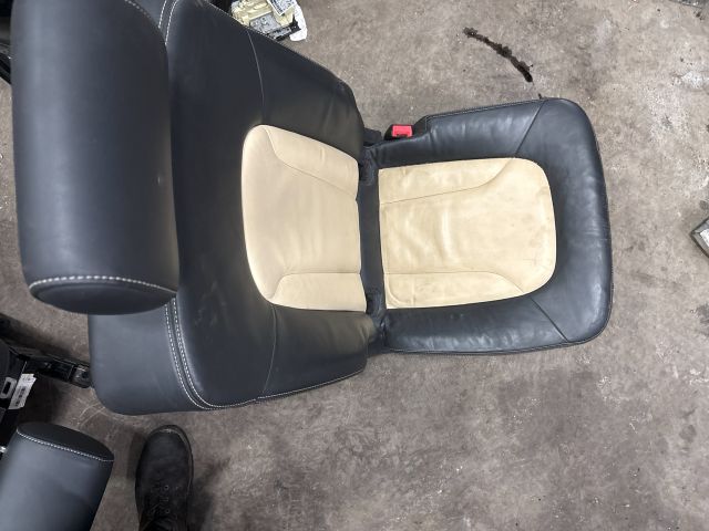 bontott AUDI Q7 Ülés Szett