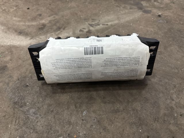 bontott AUDI Q7 Utasoldali Légzsák