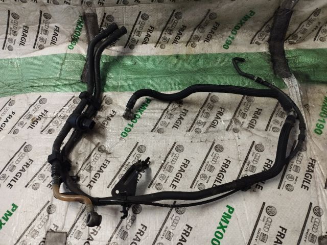 bontott AUDI Q7 Üzemanyagcső