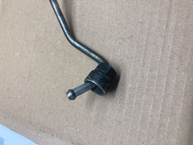 bontott AUDI Q7 Üzemanyagcső