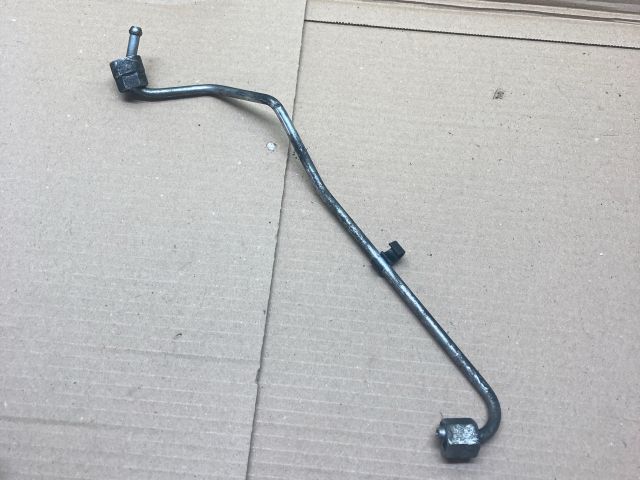 bontott AUDI Q7 Üzemanyagcső