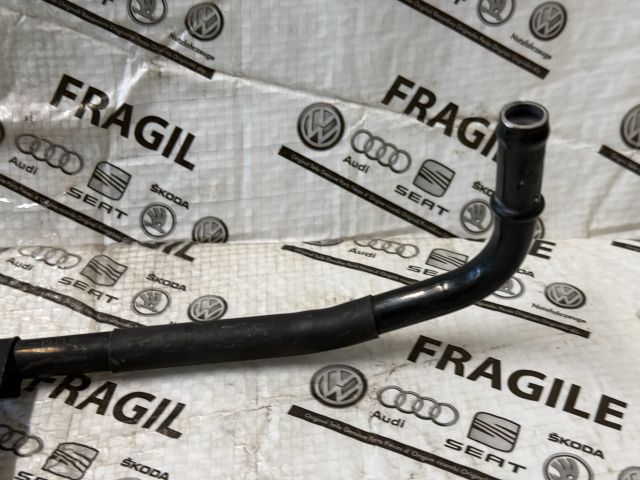 bontott AUDI Q7 Vákuumcső