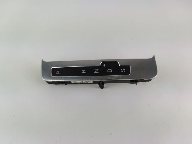 bontott AUDI Q7 Váltókar Keret