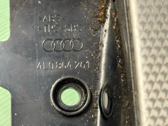 bontott AUDI Q7 Váltókar Keret