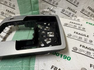 bontott AUDI Q7 Váltókar Keret