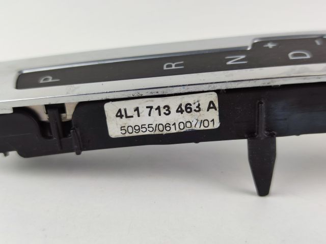 bontott AUDI Q7 Váltókar Keret