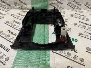 bontott AUDI Q7 Váltókar Keret