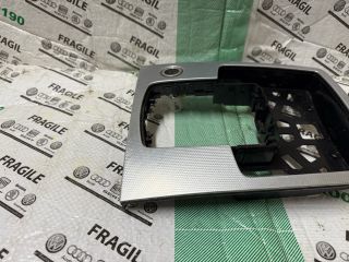 bontott AUDI Q7 Váltókar Keret