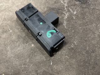 bontott AUDI Q7 Vészvillogó Kapcsoló