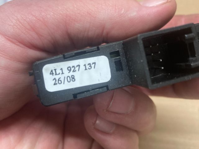 bontott AUDI Q7 Vészvillogó Kapcsoló