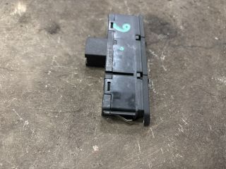 bontott AUDI Q7 Vészvillogó Kapcsoló