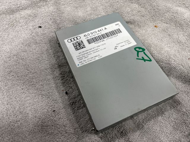 bontott AUDI Q7 Video Elektronika