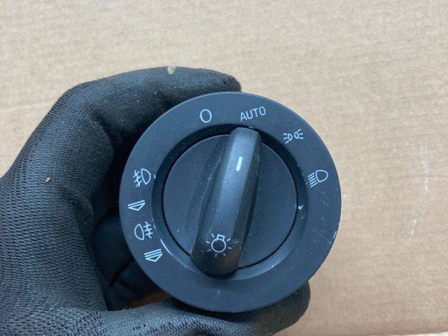 bontott AUDI Q7 Világítás Kapcsoló