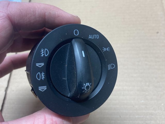 bontott AUDI Q7 Világítás Kapcsoló