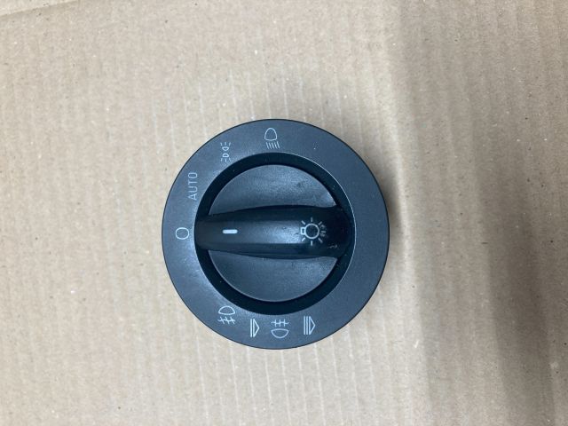 bontott AUDI Q7 Világítás Kapcsoló