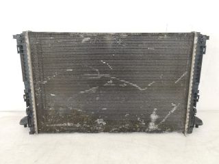 bontott AUDI Q7 Vízhűtő Radiátor (Klímás)